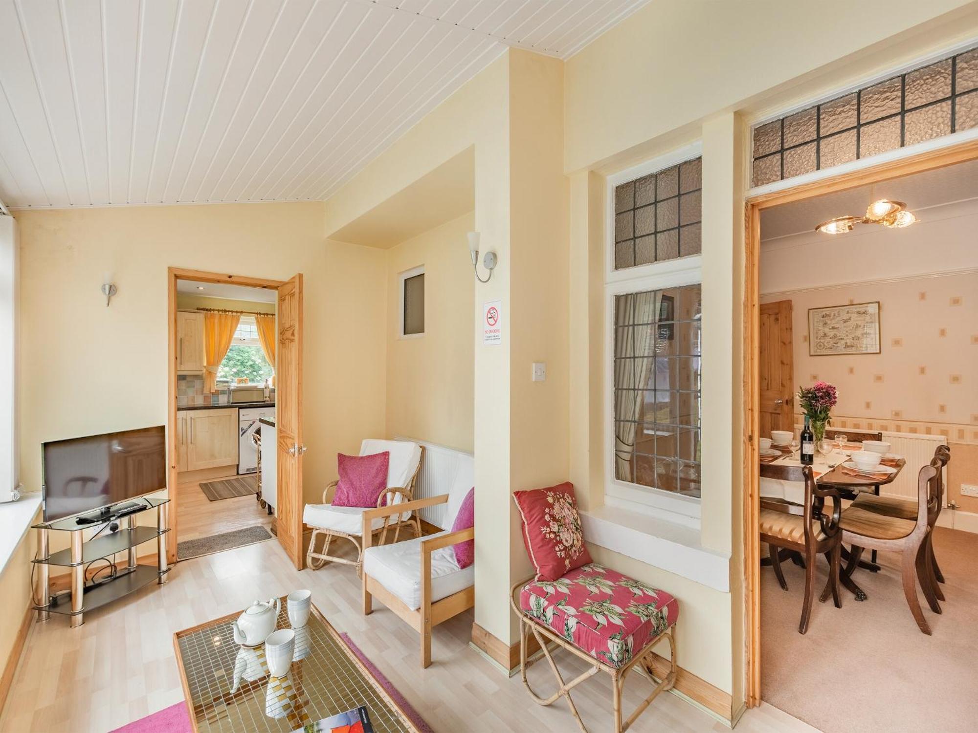 15 Elms Road Villa Моркамб Екстериор снимка